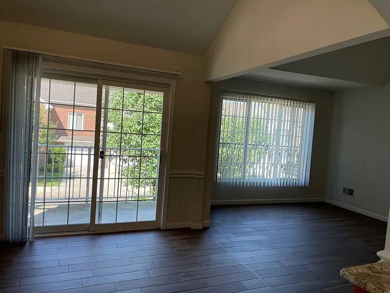 8170 W Annsbury Cir #10 — Photo 11