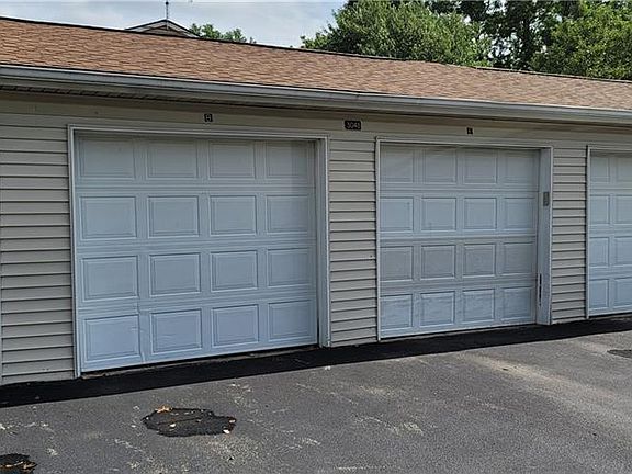 2nd image of 3043 Ivy Hill Cir Unit A