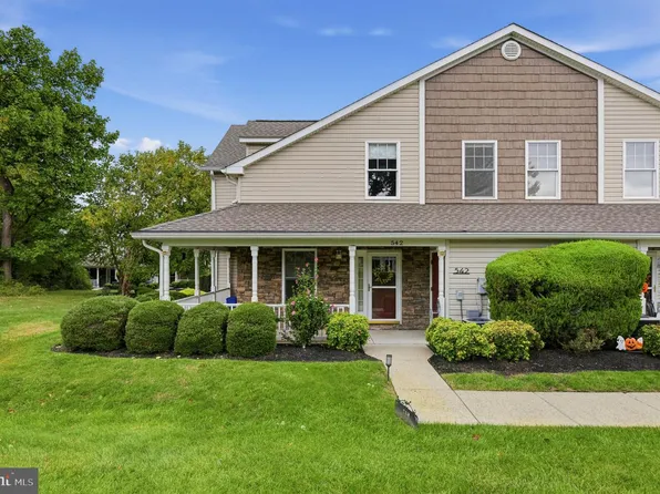542 Easy St #T92, Philadelphia, PA 19111