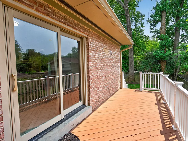 6216 Goodview St — Photo 44