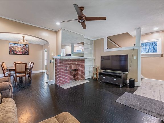 4th image of 717 Parkview Ave