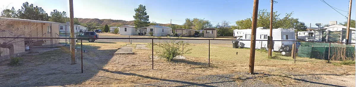 Building Photo - 201 N Prickly Pear Ave #12