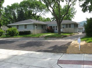 924 S Marquette Rd, Prairie Du Chien, WI 53821