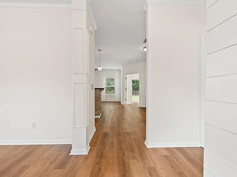 2816 Ortega Dr — Photo 6