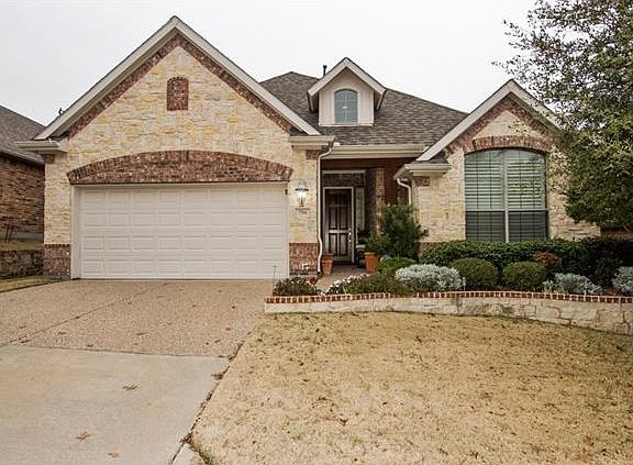 2nd image of 706 Mustang Dr