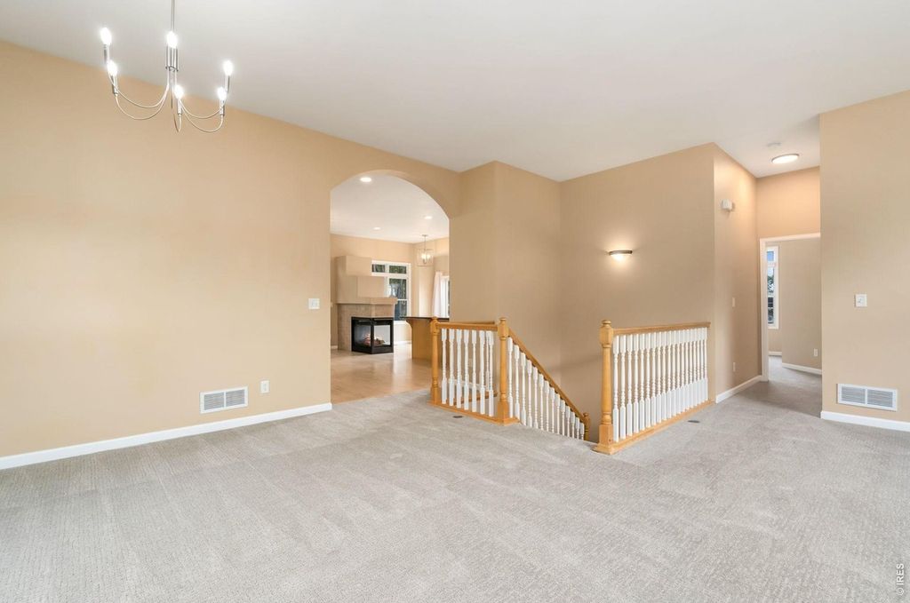 5179 Torrey Pines Ct