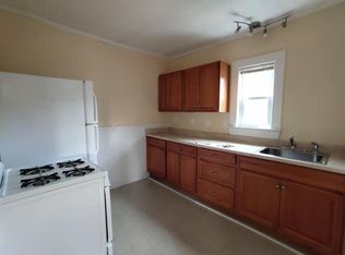 92 Massasoit St #92, Waltham, MA 02453