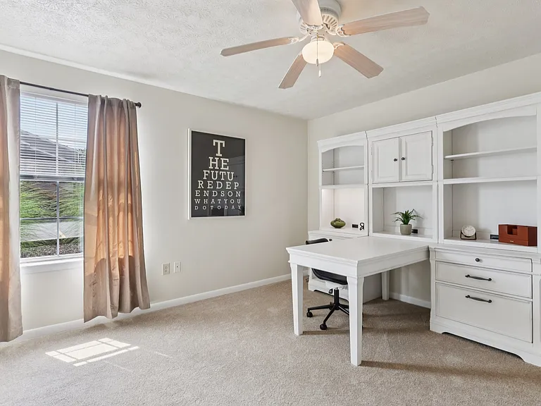 Chestnut Ridge Apartments — Photo 14