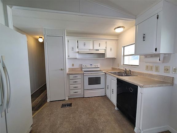 4th image of 7209 El Meyers St
