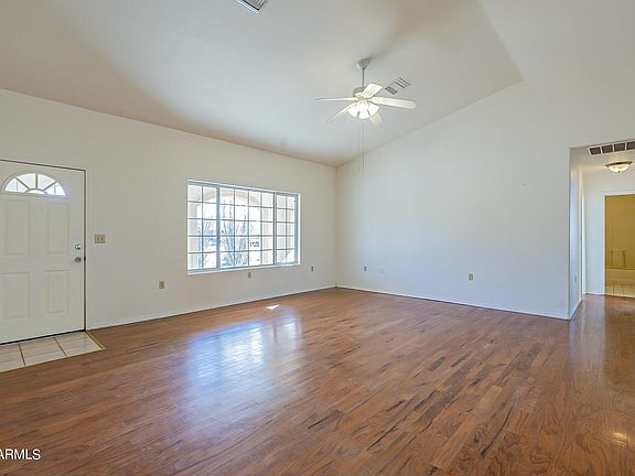 4th image of 14432 S Amado Blvd