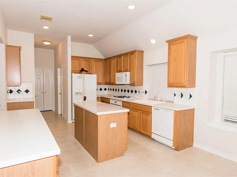 9115 Sunny Ridge Dr — Photo 10