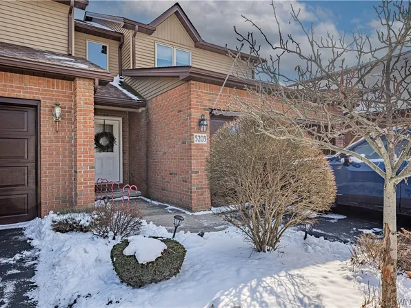 5203 Bridle Path Ln, Lewiston, NY 14092