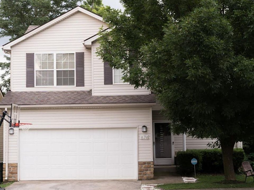 1st image of 676 Danby Woods Dr