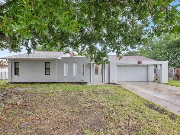 299 Valencia Ave, Kissimmee, FL 34743