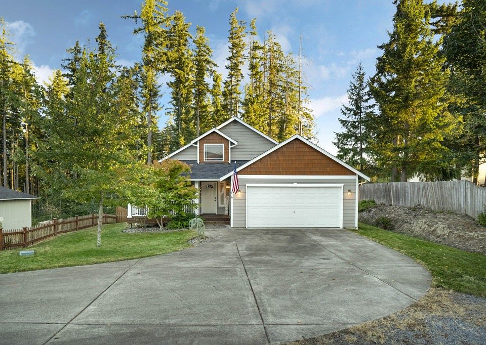 1st image of 779 Carriage Court Dr W #D