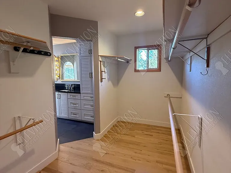 1955 NW Brogan — Photo 21