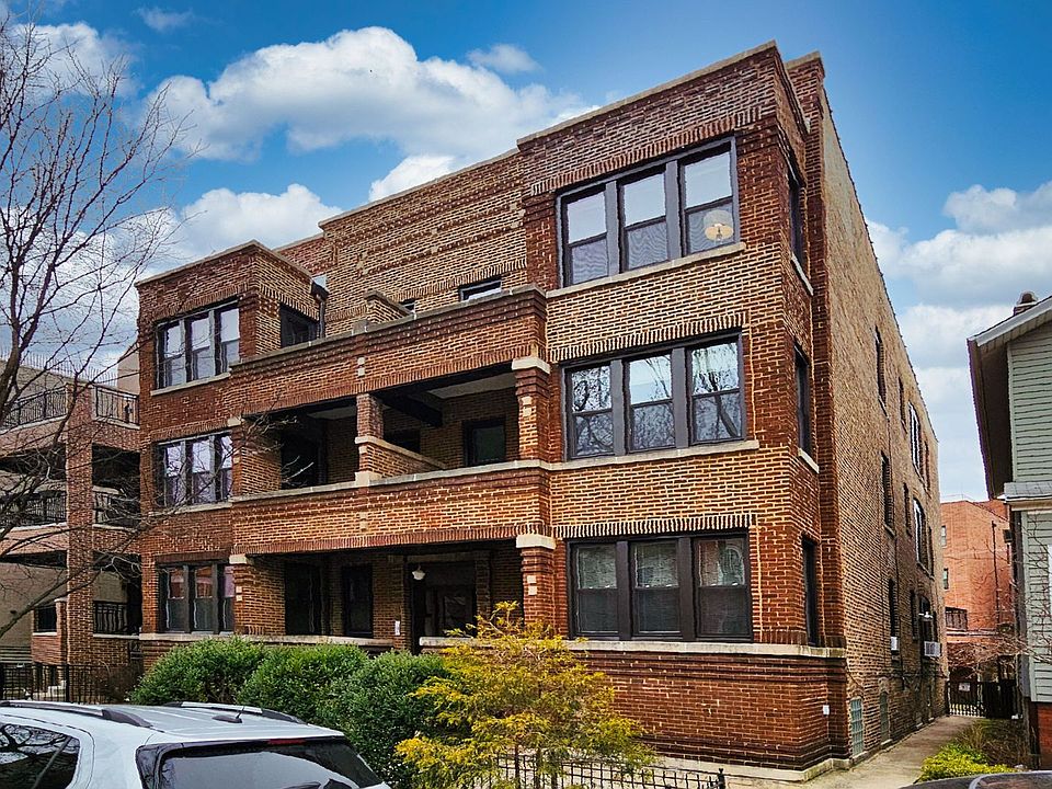 1st image of 2912-14 N Burling St #2N