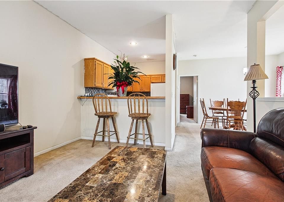 585 S Woodson Ln, Gardner, KS 66030 Zillow