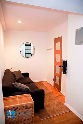 Sold by Stein-Perry | media 3