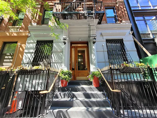 Rented by Corcoran | media 12