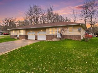 916-918 Michigan Street #1 & 2, Spooner, WI 54801