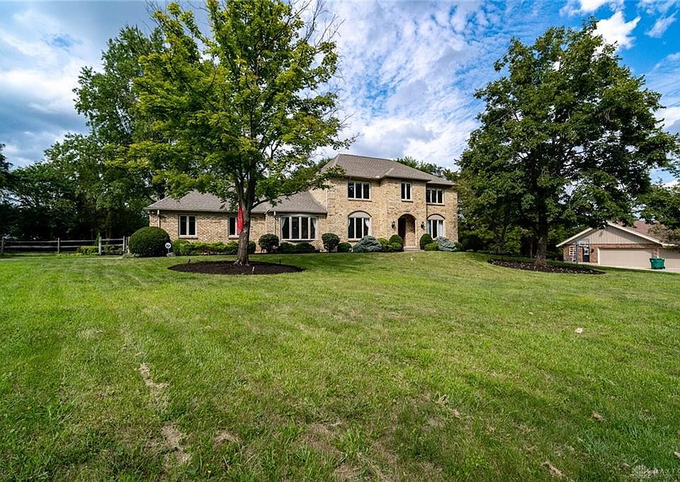 1951 Woodson Ct, Dayton, OH 45459 Zillow