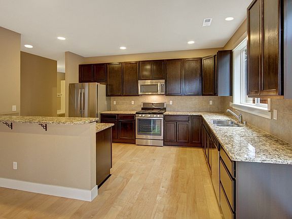 2nd image of 10529 Sentinel Dr