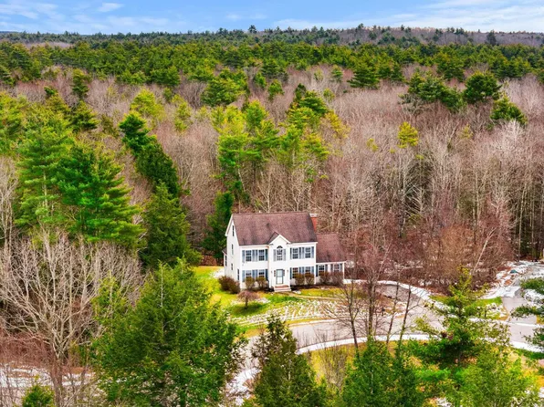 19 Madison Lane, Newmarket, NH 03857