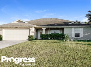2614 68th St W, Lehigh Acres, FL 33971