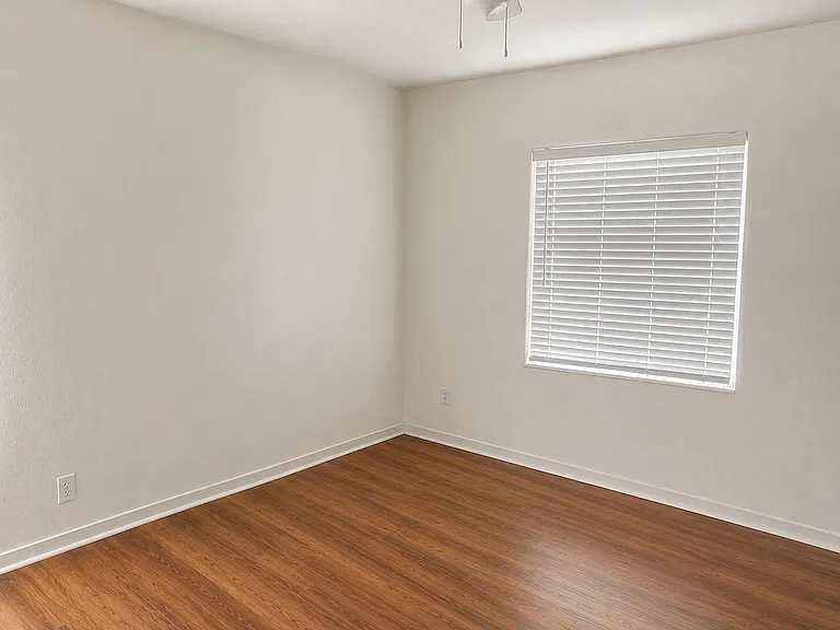 471 Branch St — Photo 10
