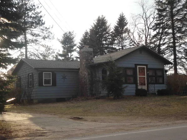 137 Island Pond Road, Derry, NH 03038