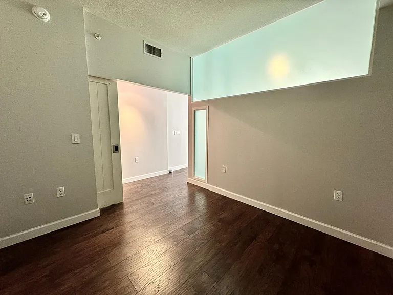 437 New York Ave NW #204 — Photo 9