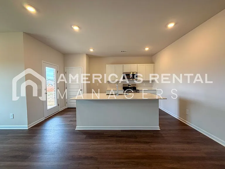 169 Keller Dr — Photo 21