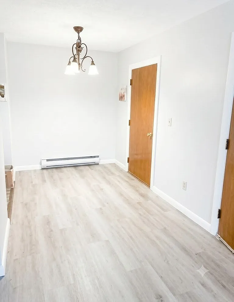 1 bed, 1.0 bath, 672 sqft, $1,900 — Photo 1
