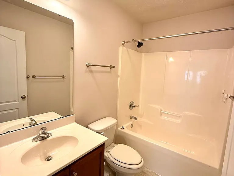 2513 Hunting Bow Dr — Photo 30