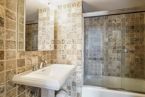 Rented by Compass | media 5