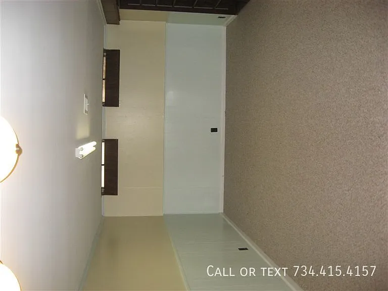 2863 Marshall St #2863 — Photo 36