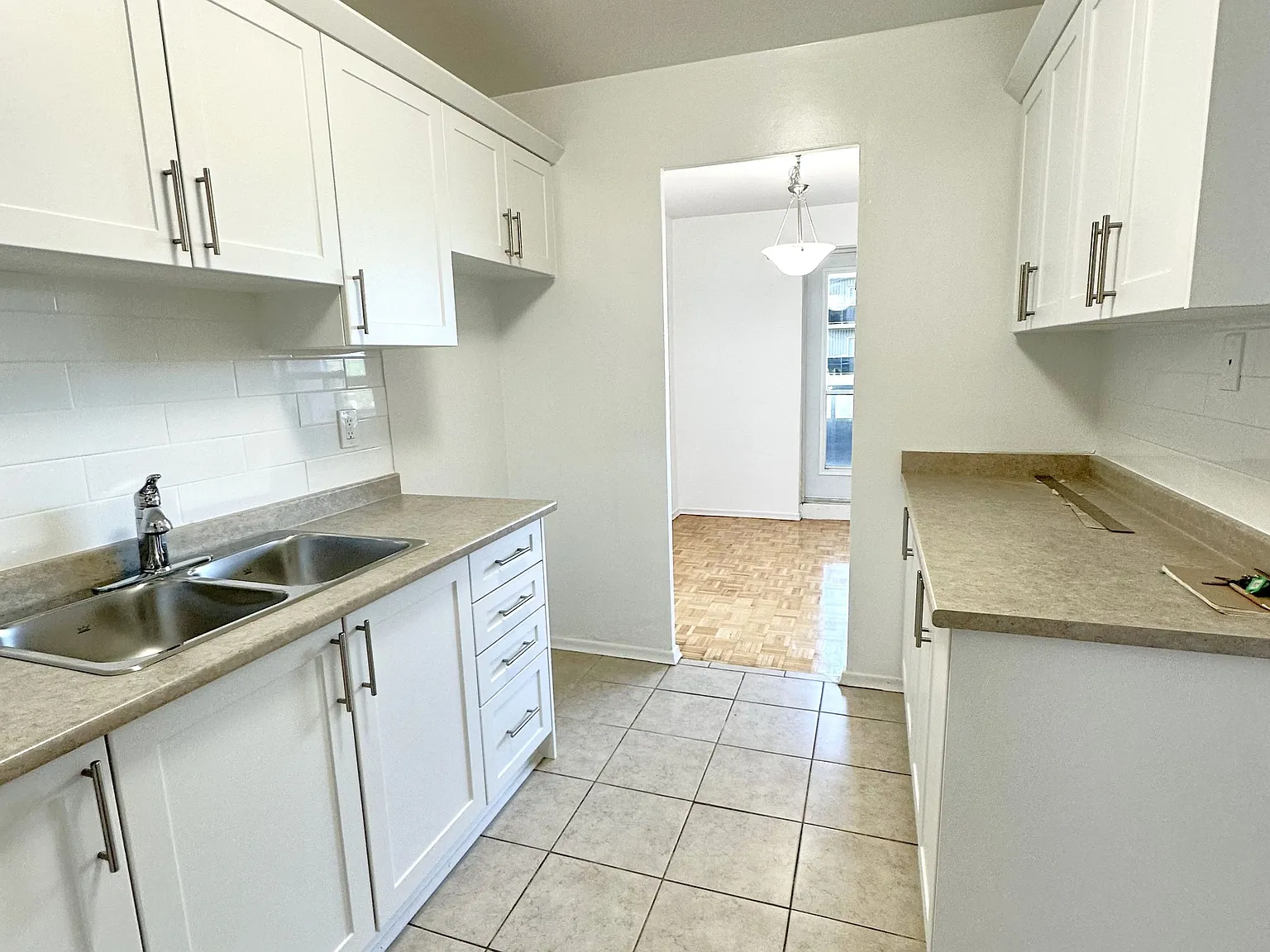 2 bed, $2,350 — Photo 4