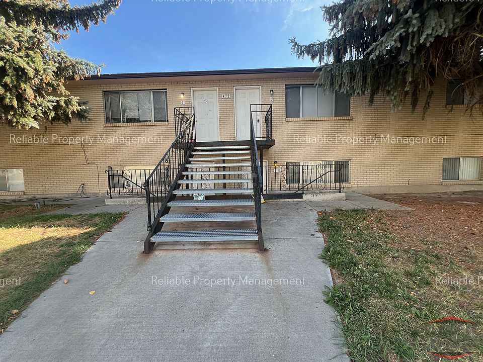 1st image of 472 Hansen Ave APT 2