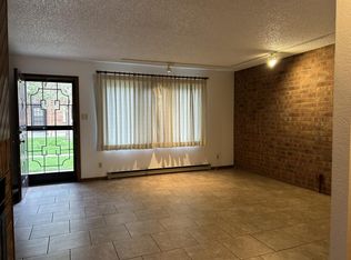 2105 Chatalet Ln APT E, Pueblo, CO 81005
