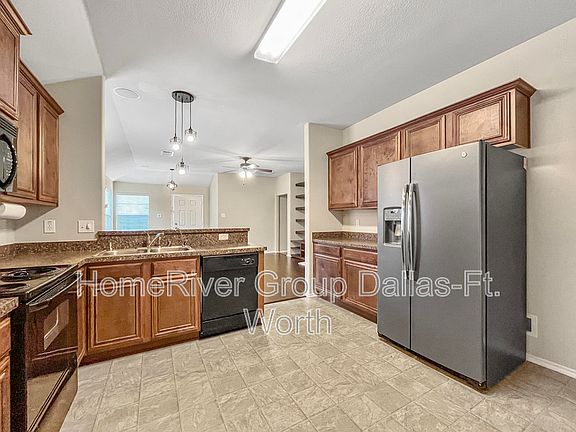 5th image of 4024 Eagle Dr