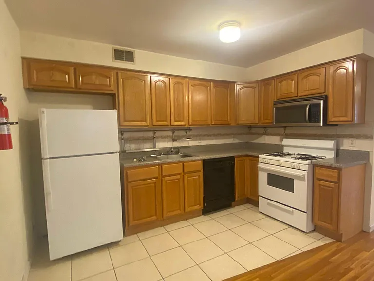 275 Ridgewood Ave #1 — Photo 11