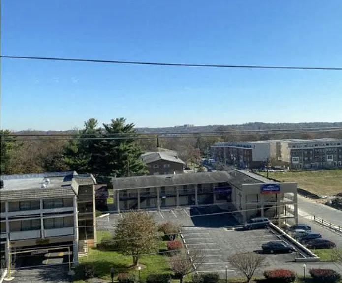 Monument Village at College Park — Photo 63