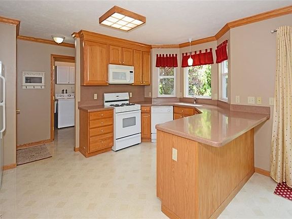 5th image of 1156 Dover Dr