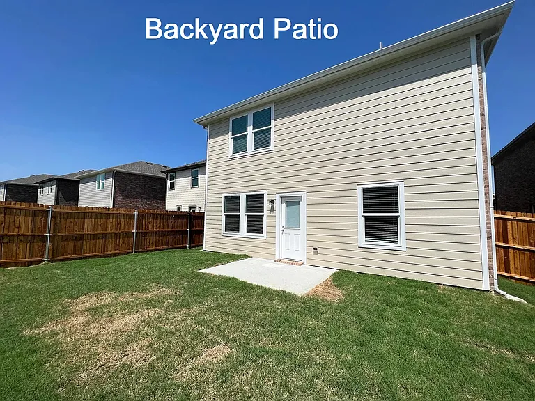 212 Savannah Way — Photo 27
