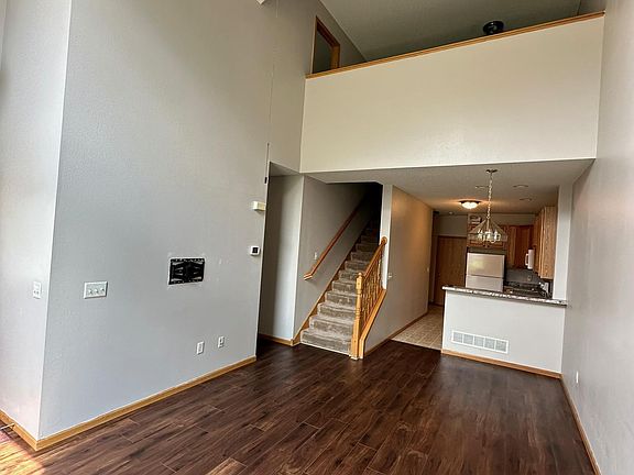 5th image of 11429 16th St NE