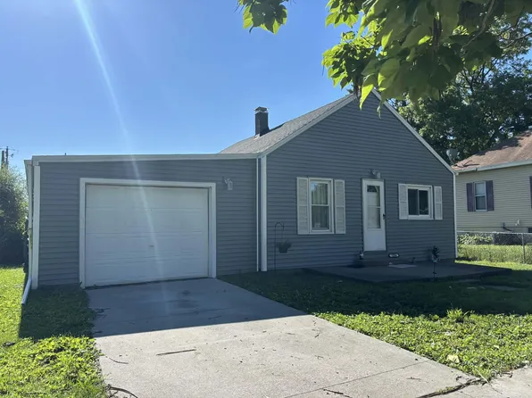 1208 Nebraska St, Muscatine, IA 52761