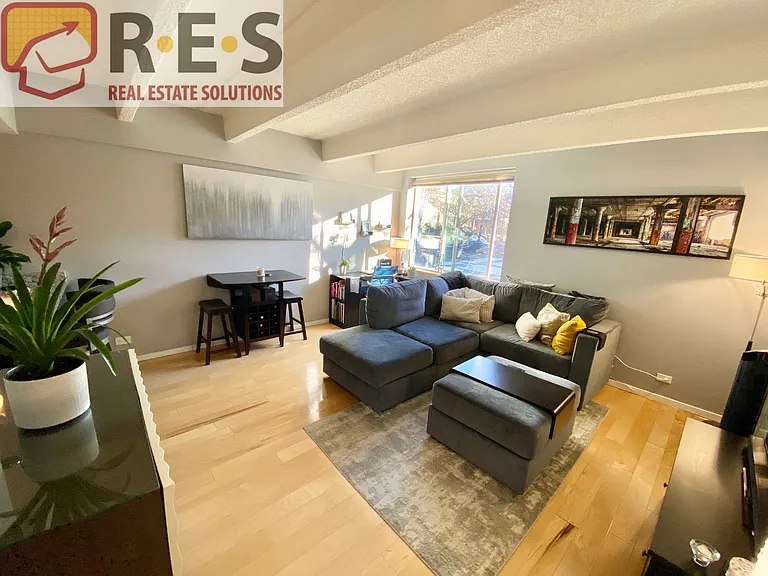 555 E 10th Ave #109 — Photo 8
