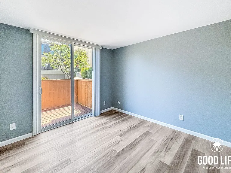 4306 6th Ave — Photo 12