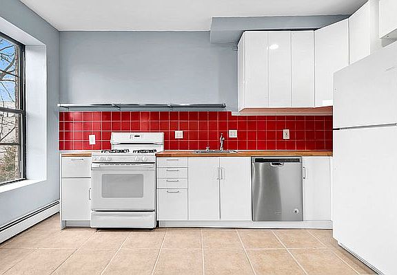5th image of 11 Lefferts Pl #2